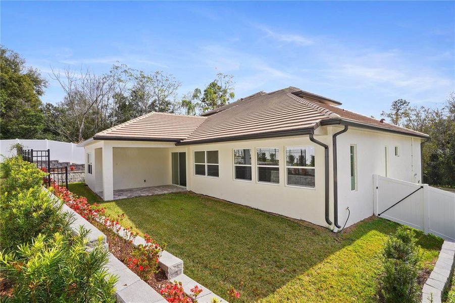 Exterior details and patio area of a home in , Apopka (Image 31).