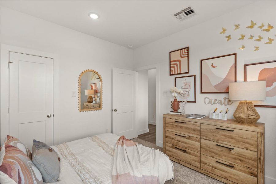 **Photos are representative of the floor plan and not of the actual home** **Photos are representative of the floor plan and not of the actual home**