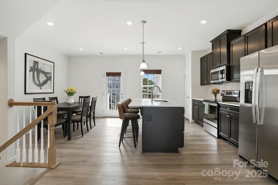 virtually staged photo