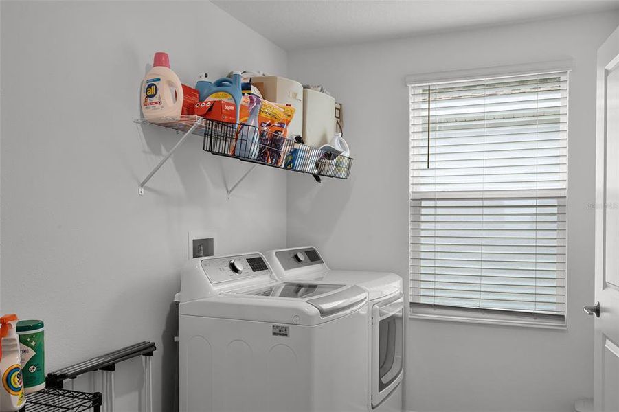 Furnished interior view inside a new home in , Orlando (Image 39).