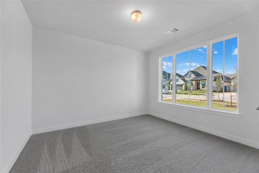 Spacious, unfurnished interior of a new home in Fulshear Lakes, Fulshear (Image 17). Spacious, unfurnished interior of a new home in Fulshear Lakes, Fulshear (Image 17).