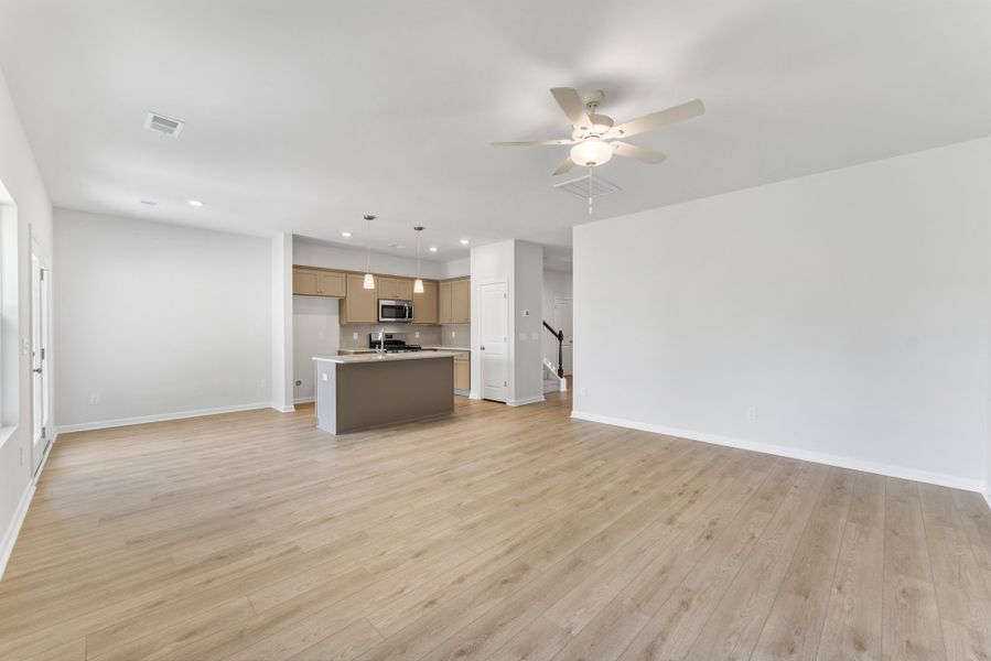 Spacious, unfurnished interior of a new home in Mayfair Village, Spartanburg (Image 17). Spacious, unfurnished interior of a new home in Mayfair Village, Spartanburg (Image 17).