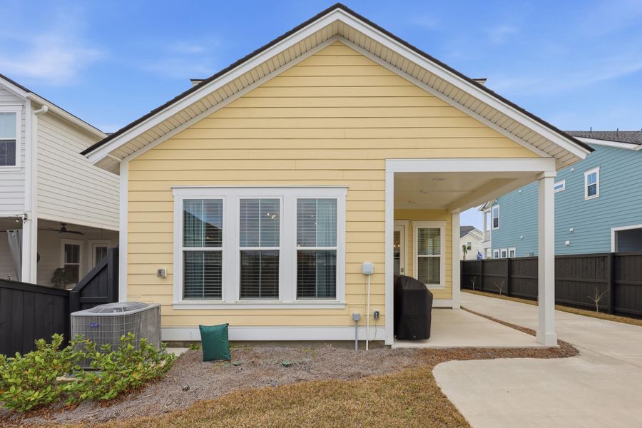 Exterior details and patio area of a home in Carnes Crossroads, Summerville (Image 24).