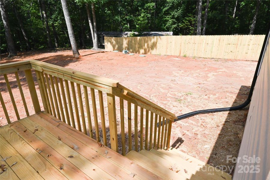 Image 28 of a home in .