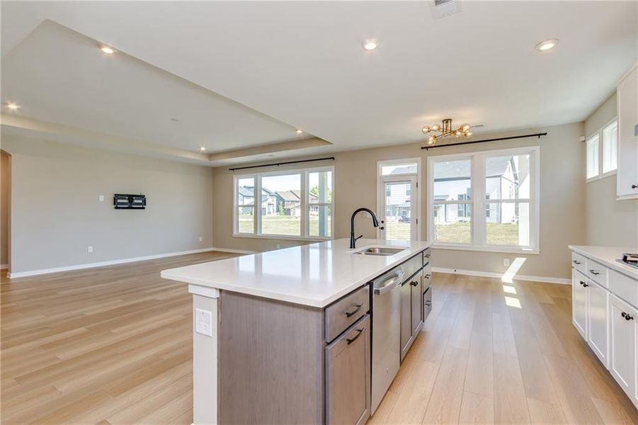Furnished interior view inside a new home in Sweetbay Farm, Lawrenceville (Image 17).