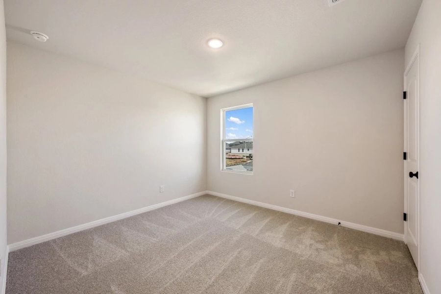 Spacious, unfurnished interior of a new home in Patterson Ranch, Georgetown (Image 46).
