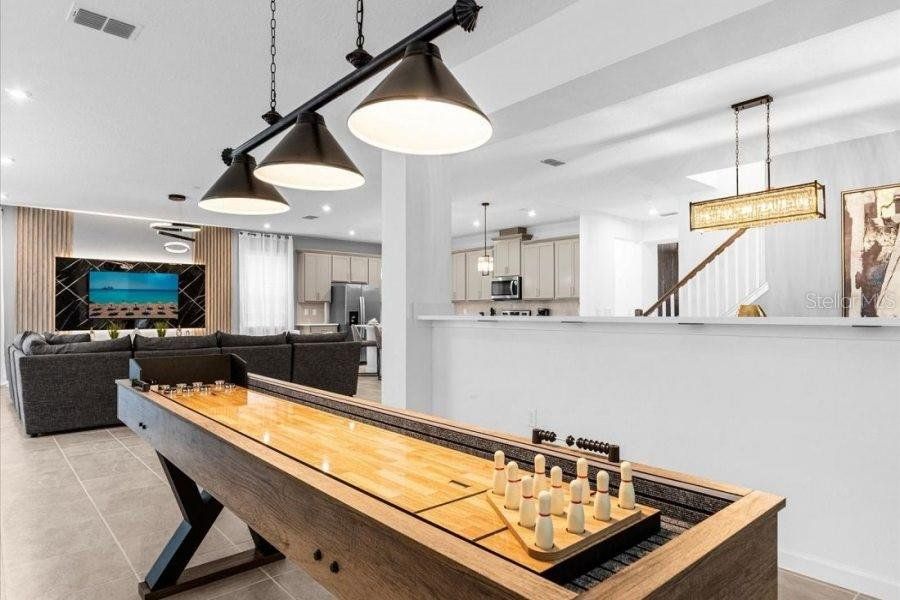 Furnished interior view inside a new home in , Kissimmee (Image 9).