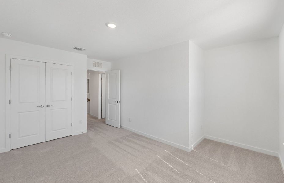 Spacious, unfurnished interior of a new home in Santa Rita Ranch, Liberty Hill (Image 34). Spacious, unfurnished interior of a new home in Santa Rita Ranch, Liberty Hill (Image 34).