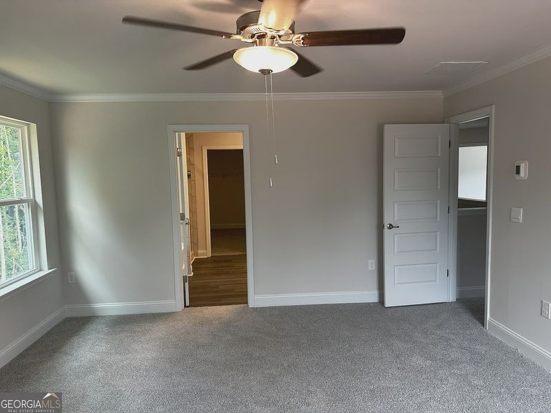 Spacious, unfurnished interior of a new home in Canterbury Villas, Carrollton (Image 12).
