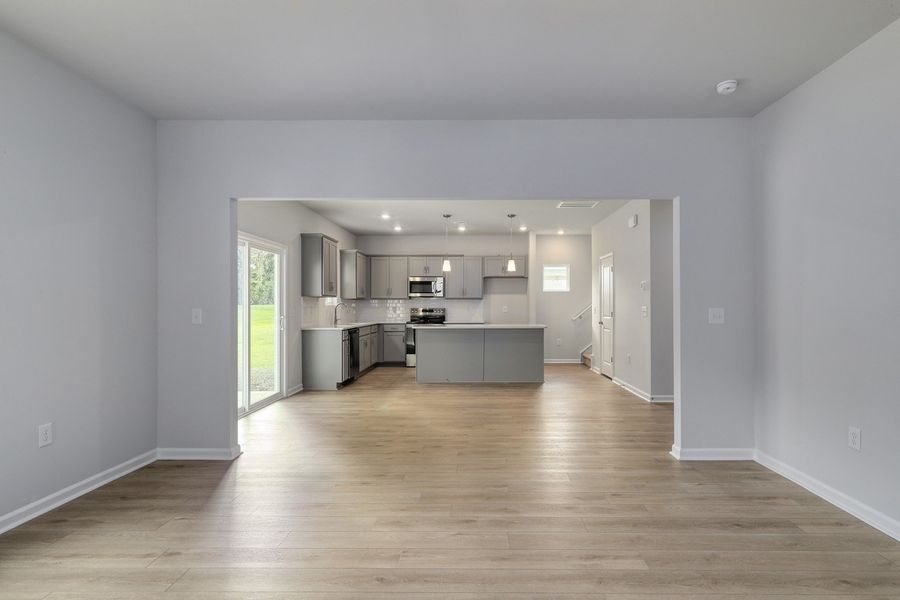 Spacious, unfurnished interior of a new home in Jordan Grove, Conway (Image 27).