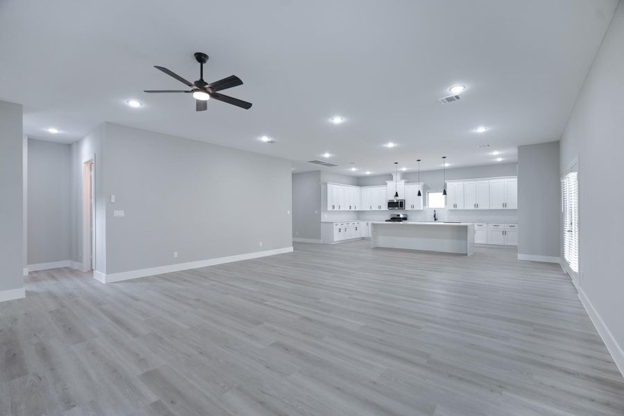 Energy-efficient LED lighting and modern thermostat included