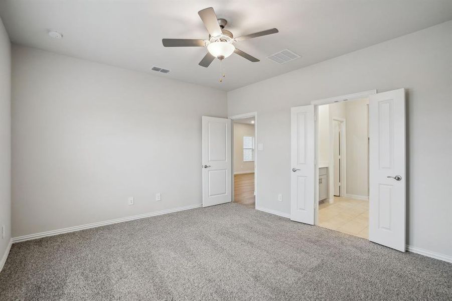 Photo is not of the actual home, but is an inspirational photo of builder’s model home and may depict options, furnishings, and/or decorator features that are not included.