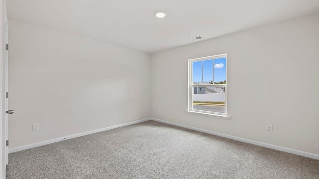 Spacious, unfurnished interior of a new home in Treemont Commons, Wellford (Image 13).