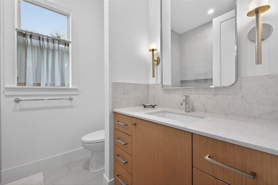 Furnished interior view inside a new home in , Punta Gorda (Image 27). Furnished interior view inside a new home in , Punta Gorda (Image 27).