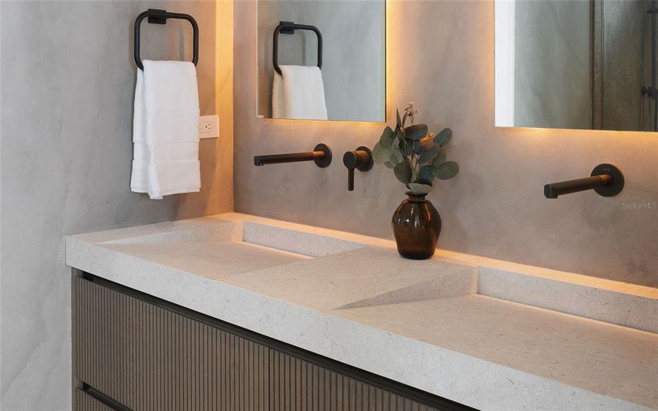 Close-up of interior finishes inside a home in , Sarasota (Image 20). Close-up of interior finishes inside a home in , Sarasota (Image 20).