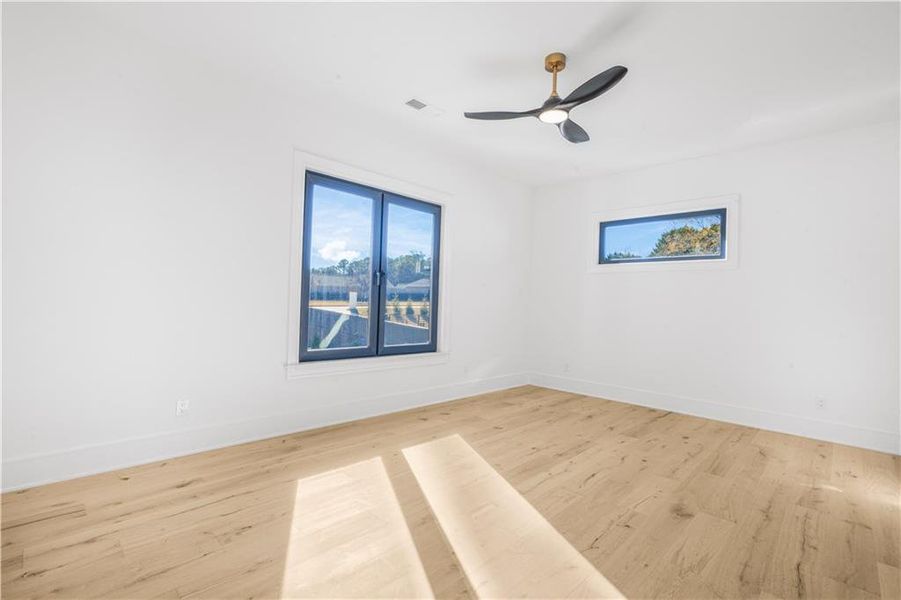 Spacious, unfurnished interior of a new home in , Lawrenceville (Image 66).