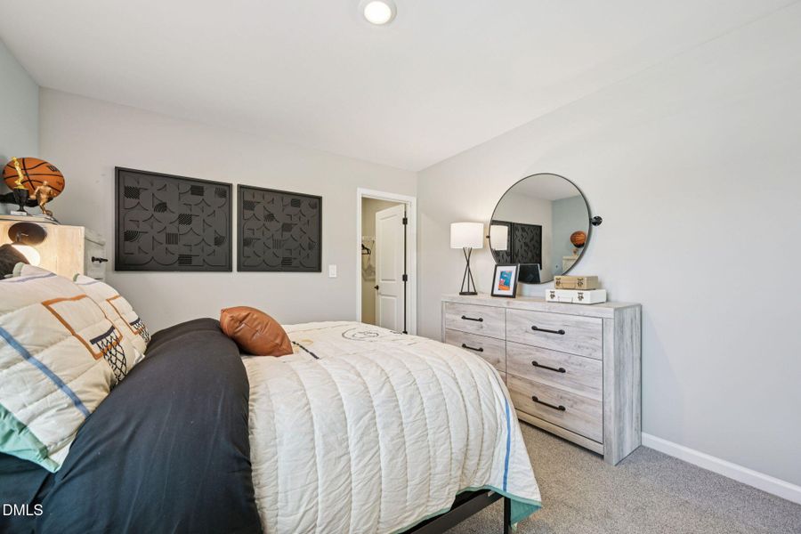 37 - Secondary Bed 37 - Secondary Bed