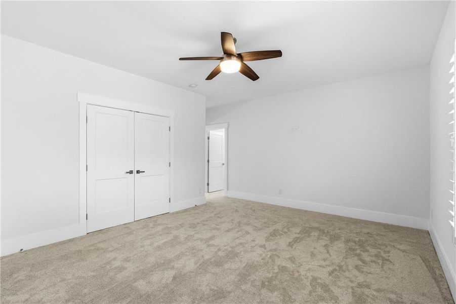 Spacious, unfurnished interior of a new home in , Alpharetta (Image 70).