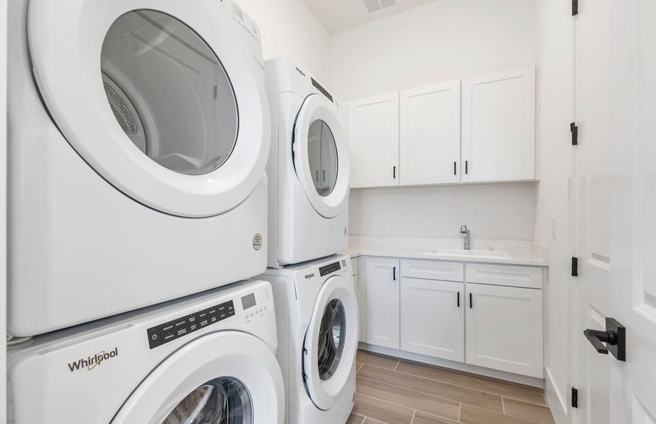 Laundry room with optional dual washer/dryer