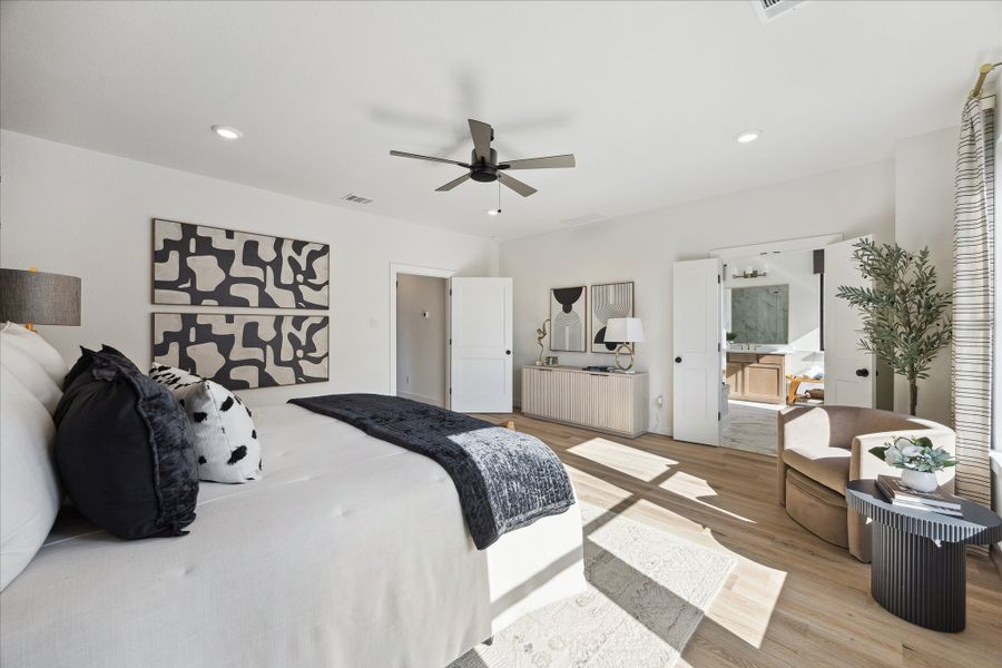 Representative furnished interior of a home built from the 2824 by Autograph Homes in Caywood Place, Houston (Image 17). Representative furnished interior of a home built from the 2824 by Autograph Homes in Caywood Place, Houston (Image 17).