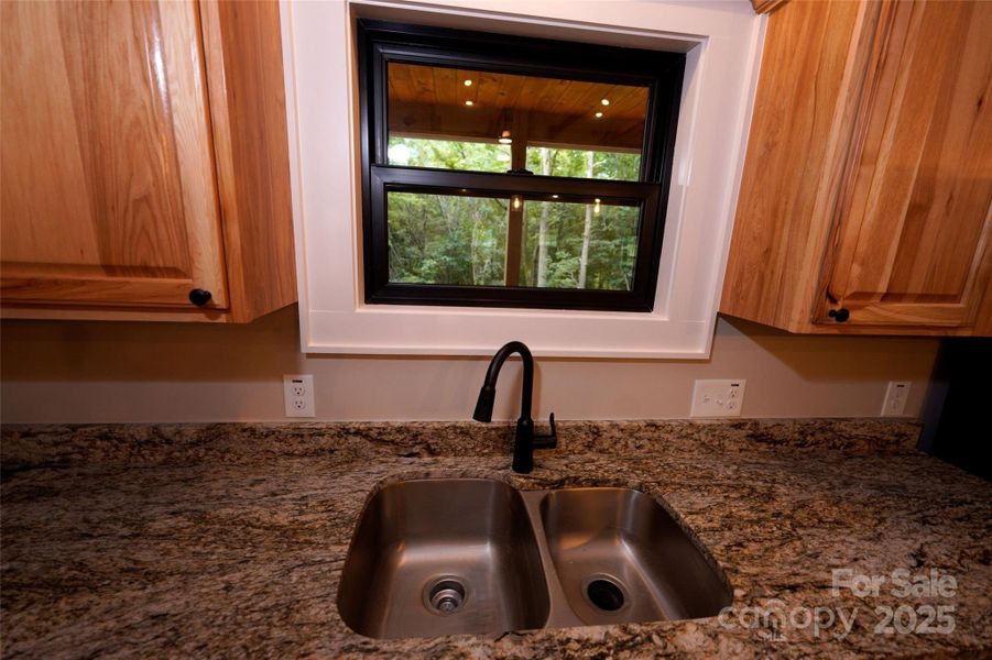 Image 27 of a home in .