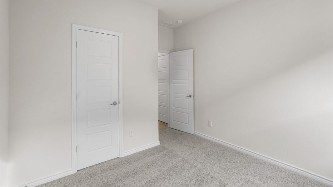 Spacious, unfurnished interior of a new home in Elevon, Lavon (Image 25).