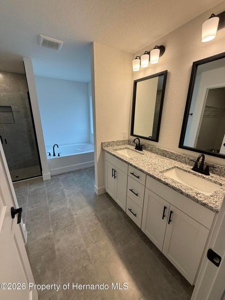 Furnished interior view inside a new home in Winding Oaks, Weeki Wachee (Image 5).