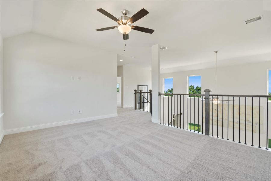 Representative unfurnished interior of a home built from the Vail by Windsor Homes in Colby Crossing Phase 2, Mansfield (Image 26). Representative unfurnished interior of a home built from the Vail by Windsor Homes in Colby Crossing Phase 2, Mansfield (Image 26).