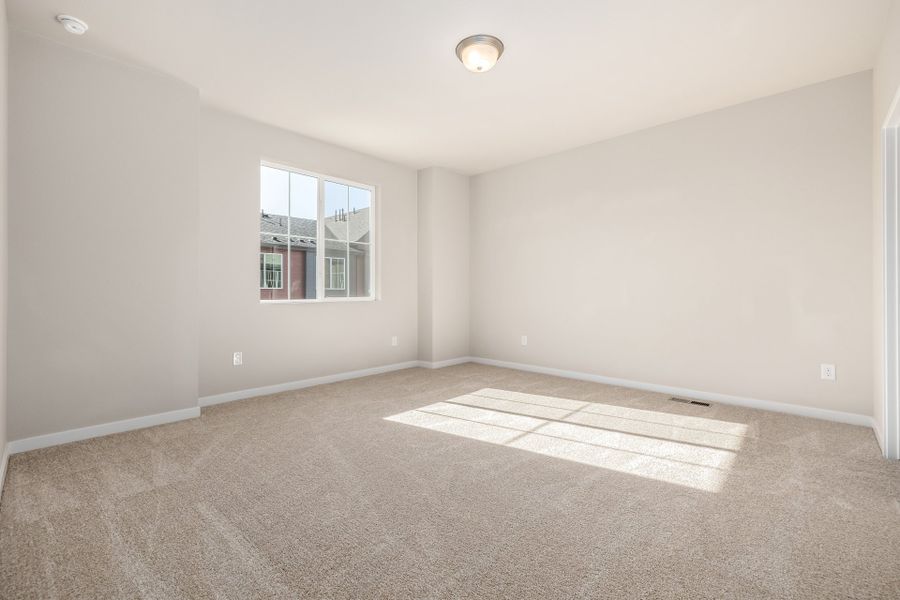 Spacious, unfurnished interior of a new home in Arras Park, Thornton (Image 25).