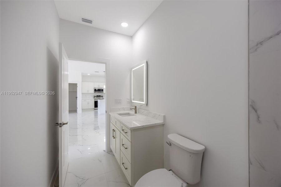 2nd bathroom