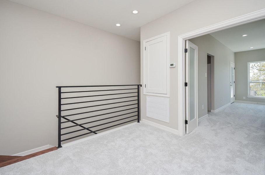 Spacious, unfurnished interior of a new home in , Houston (Image 28).