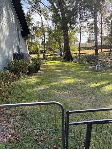 Image 28 of a home in . Image 28 of a home in .