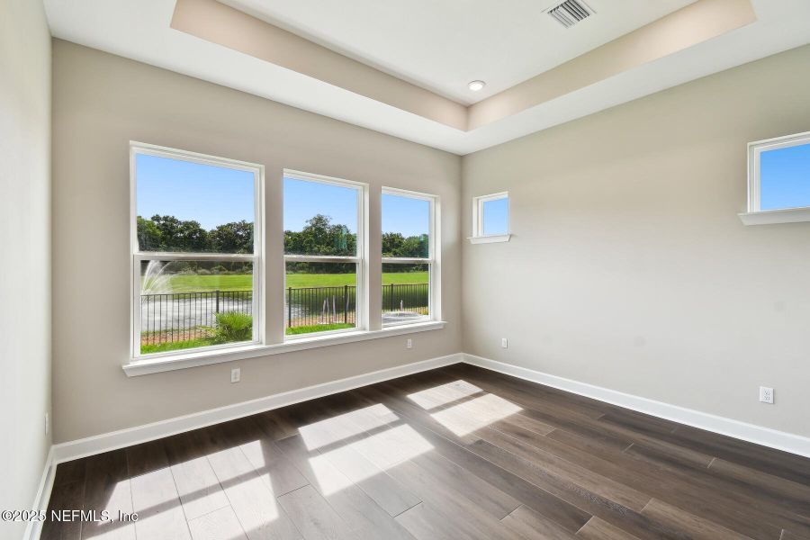 Spacious, unfurnished interior of a new home in Granville at eTown 38', Jacksonville (Image 18).