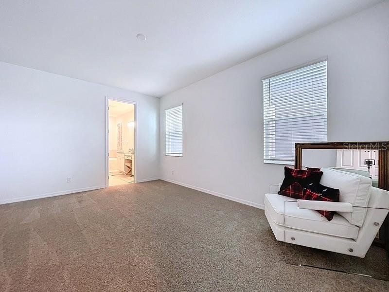 Image 40 of a home in .