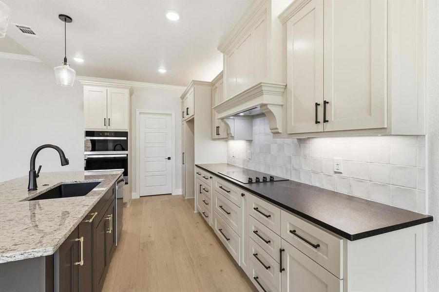 Furnished interior view inside a new home in , Bridgeport (Image 13).