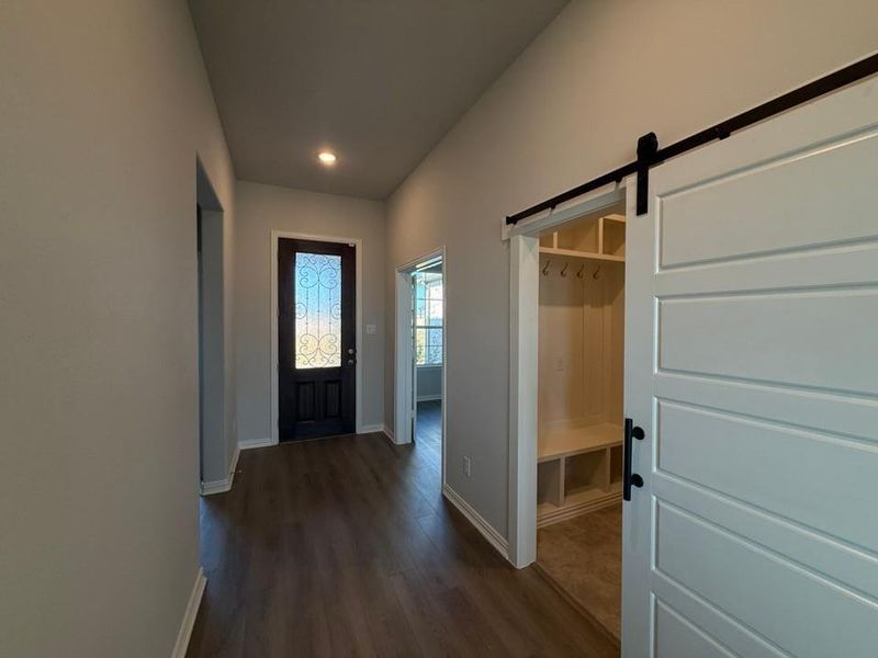 Spacious, unfurnished interior of a new home in Parker Heights, Valley View (Image 10).