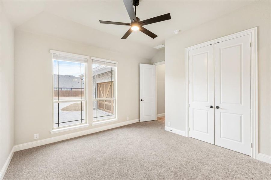 Spacious, unfurnished interior of a new home in Ridgepoint, Midlothian (Image 26).