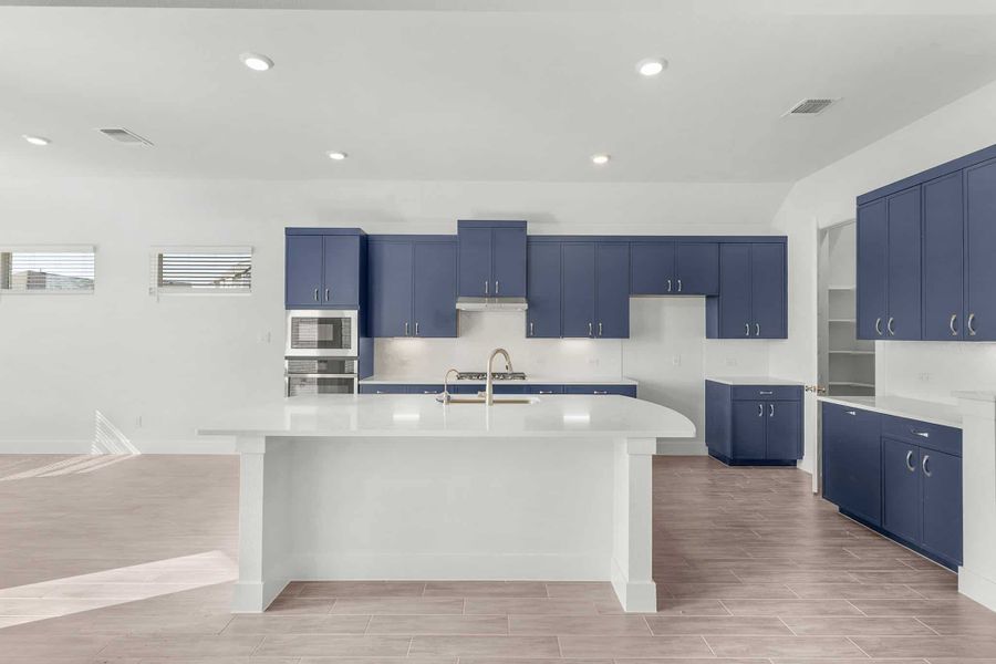 Furnished interior view inside a new home in Highland Village, Georgetown (Image 5).