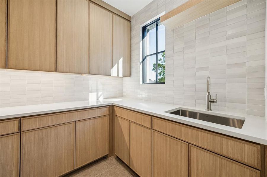 Furnished interior view inside a new home in , Dallas (Image 32).