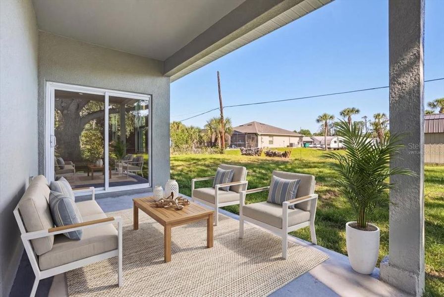 Exterior details and patio area of a home in , Port Charlotte (Image 3).