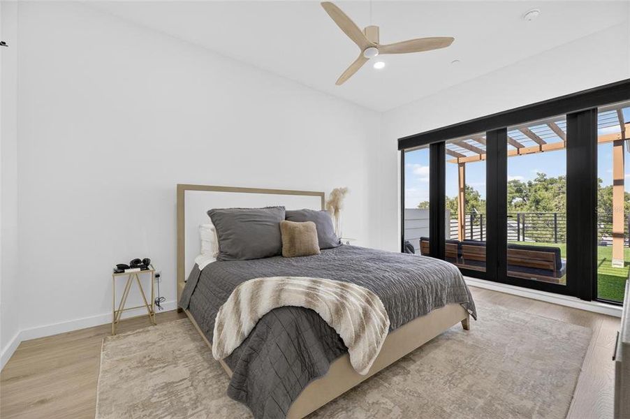 Furnished interior view inside a new home in , Tampa (Image 36).