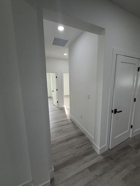 Spacious, unfurnished interior of a new home in , Summerfield (Image 48).