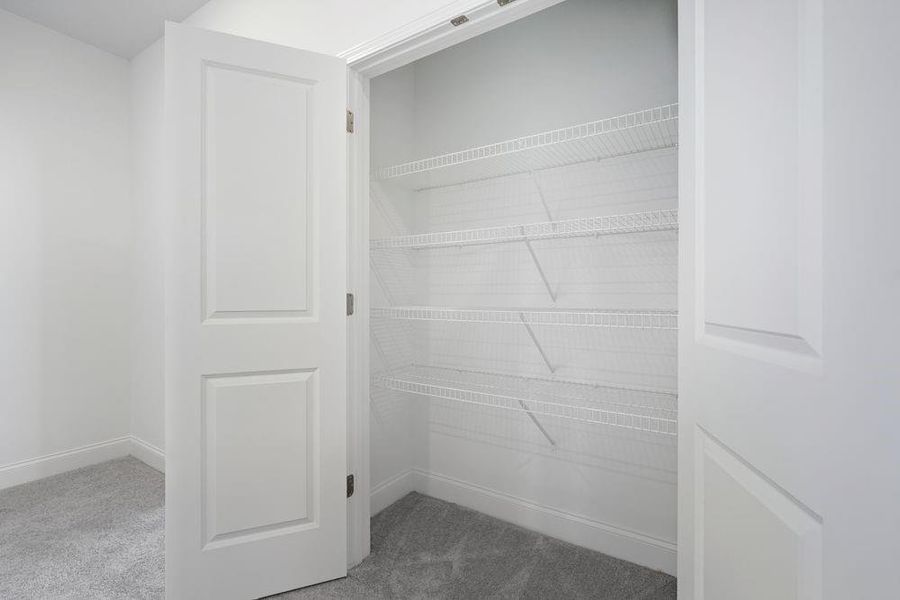 Spacious, unfurnished interior of a new home in Bailey Fence, Dacula (Image 18).