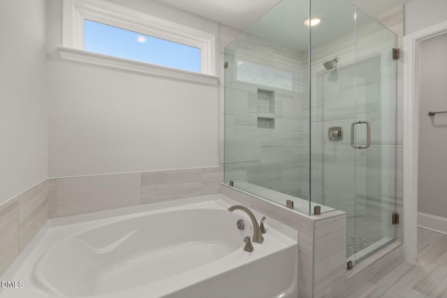 SAUN- Continental Model Home (16)