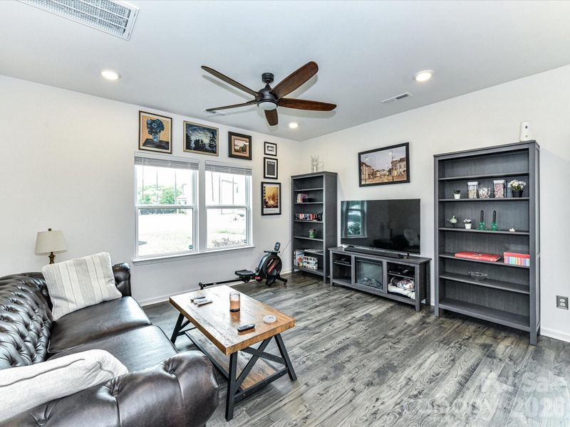 Furnished interior view inside a new home in , Pageland (Image 17).
