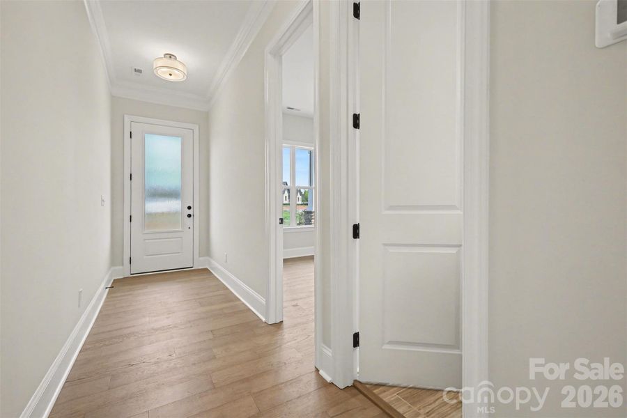 Spacious, unfurnished interior of a new home in Edmunds Farm, Clover (Image 39).