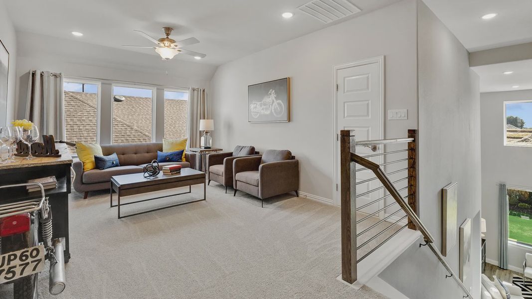Model home photos of similar floorplans, not pictures of actual home. Model home photos of similar floorplans, not pictures of actual home.