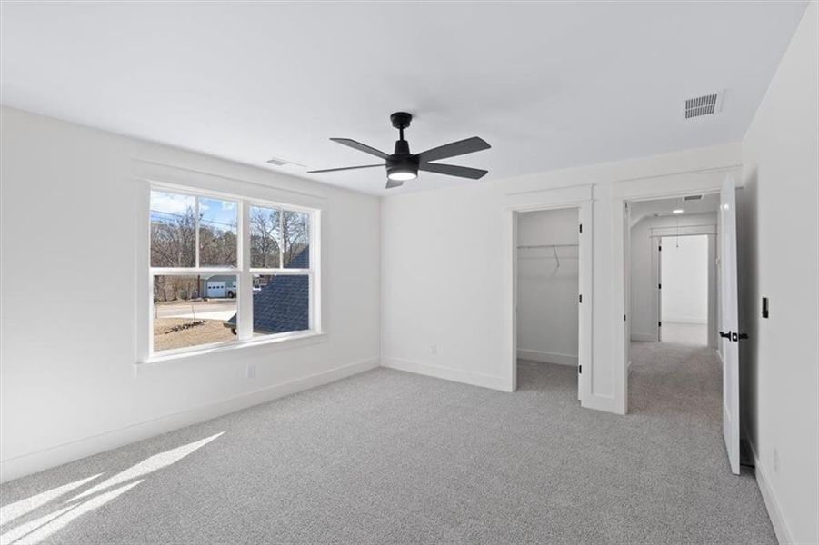 Spacious, unfurnished interior of a new home in , Waleska (Image 36).