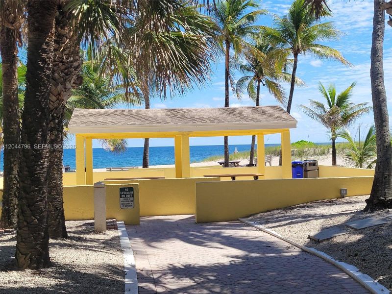 Exterior details and patio area of a home in , Pompano Beach (Image 33).