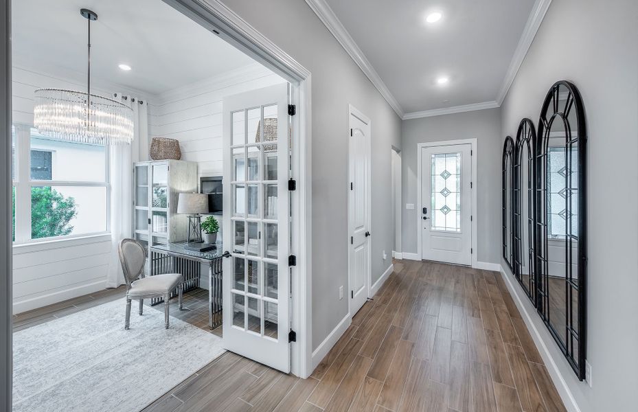 Bright and welcoming entry